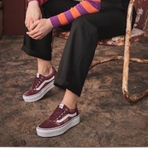 VANS Ward Lo Platform Sneakers in Burgundy NWT